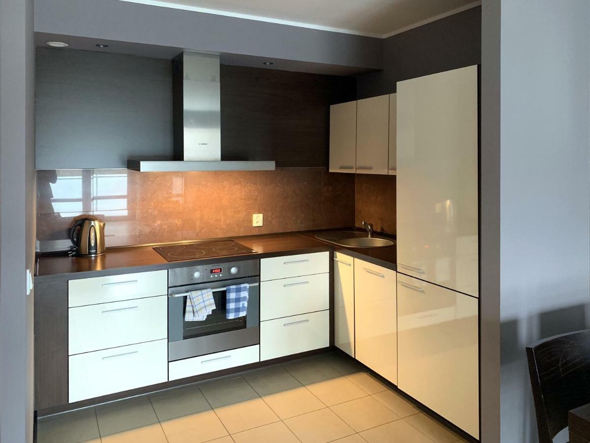 Apartament Tit Aquarius Spa 코워브제크 외부 사진